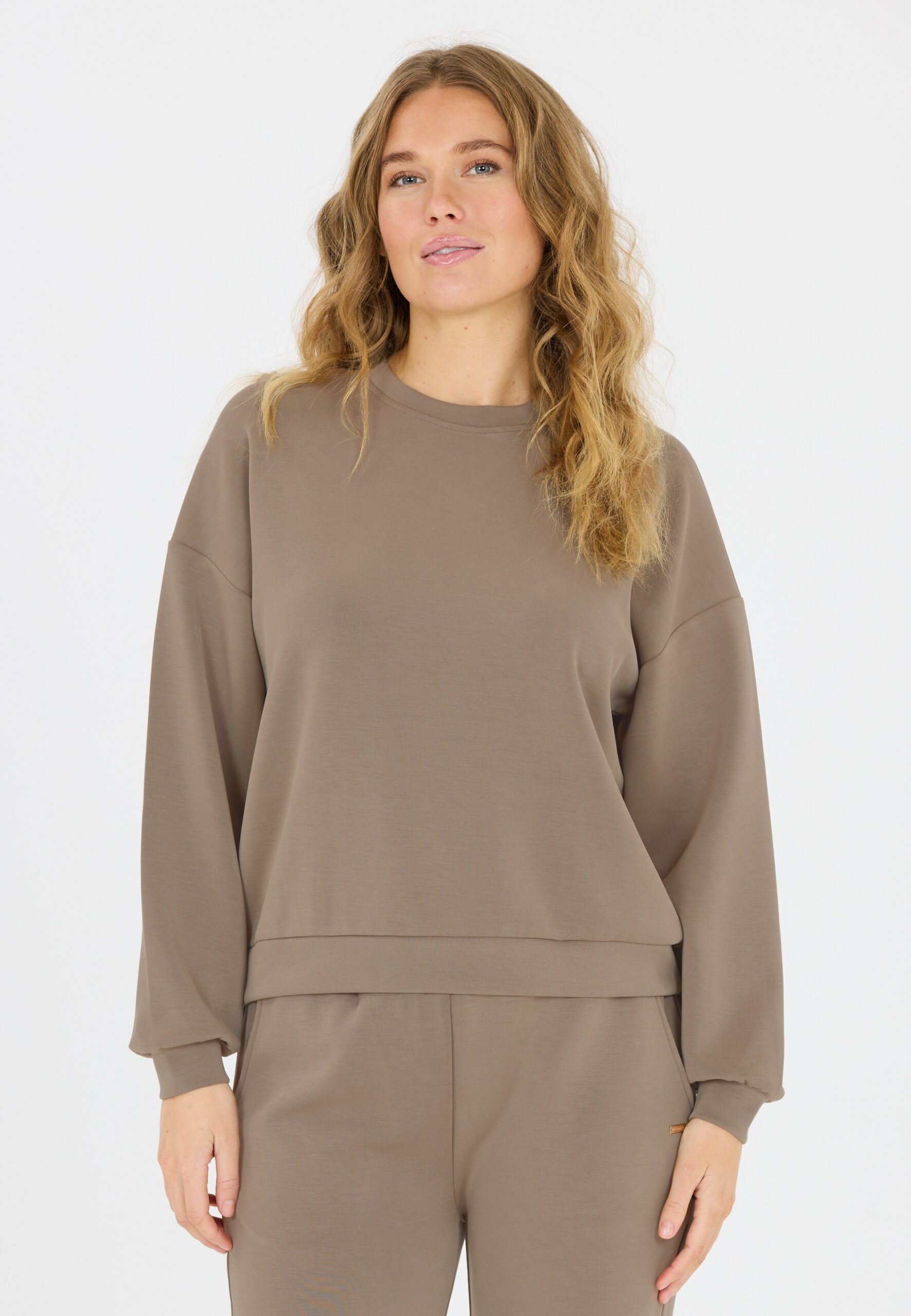 ATHLECIA Jillnana W Crew Neck